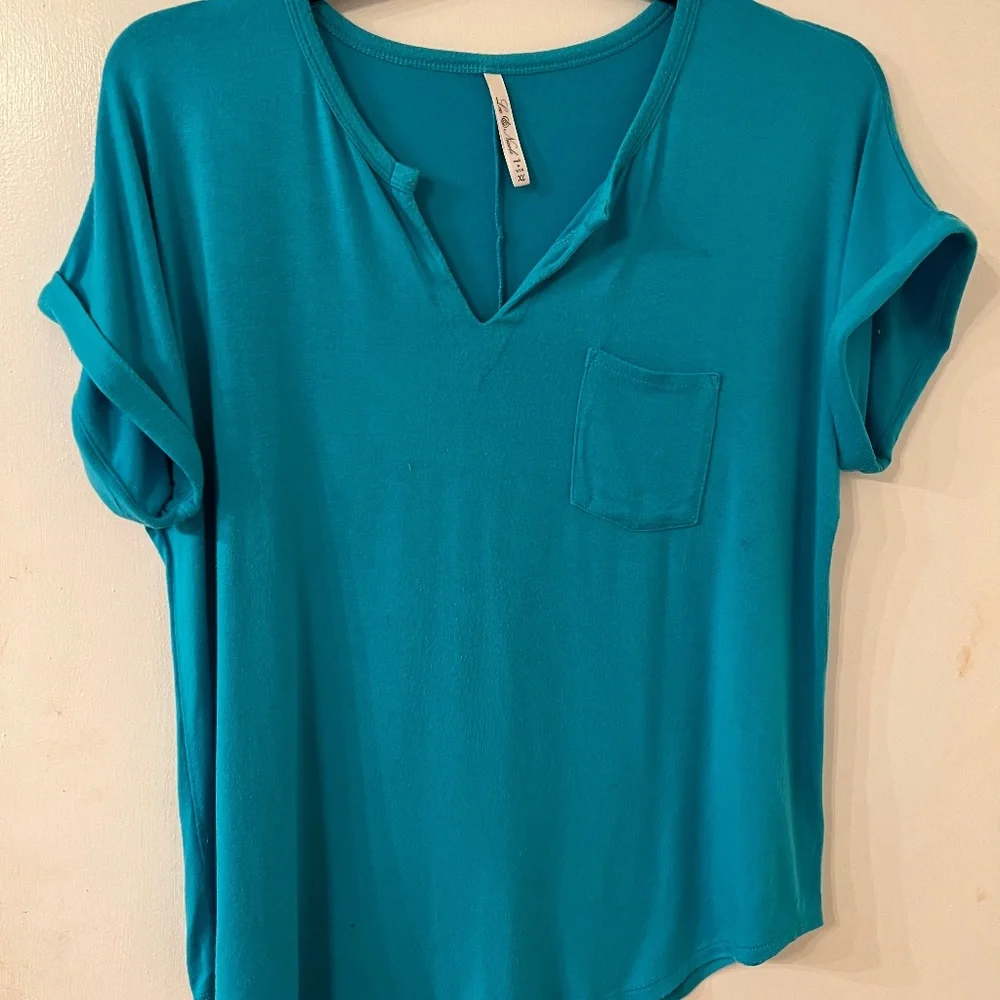 Clothes - Picture 1 of 2